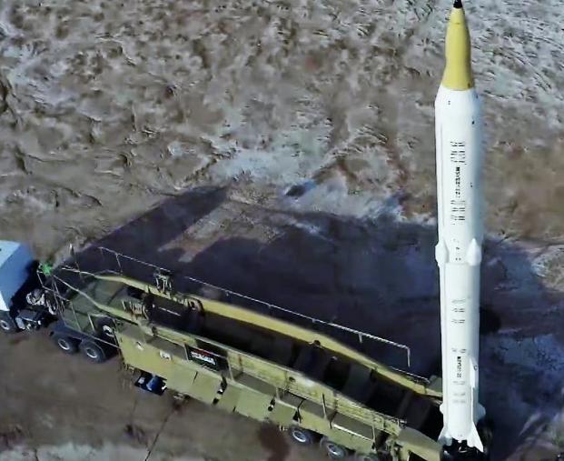 波斯的战法挺明确的，那就是只攻不防。美军想去炸德黑兰，想去炸大不里士，想去炸伊斯