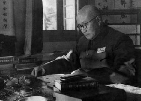 1945年，刘伯承四岁的女儿刘华北在延安遇刺，临死前她对凶手轻声说：“叔叔，我认