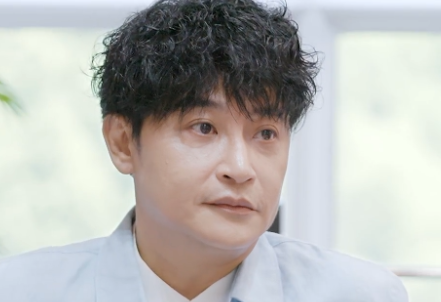 陈志朋因为忙于工作，退租某个城市的房子时，全权委托朋友帮忙搬家可是等他在另一
