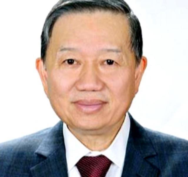 越南态度发生急转弯，就在中日冲突愈演愈烈的时候，新加坡都选择站队了，然而越南却突