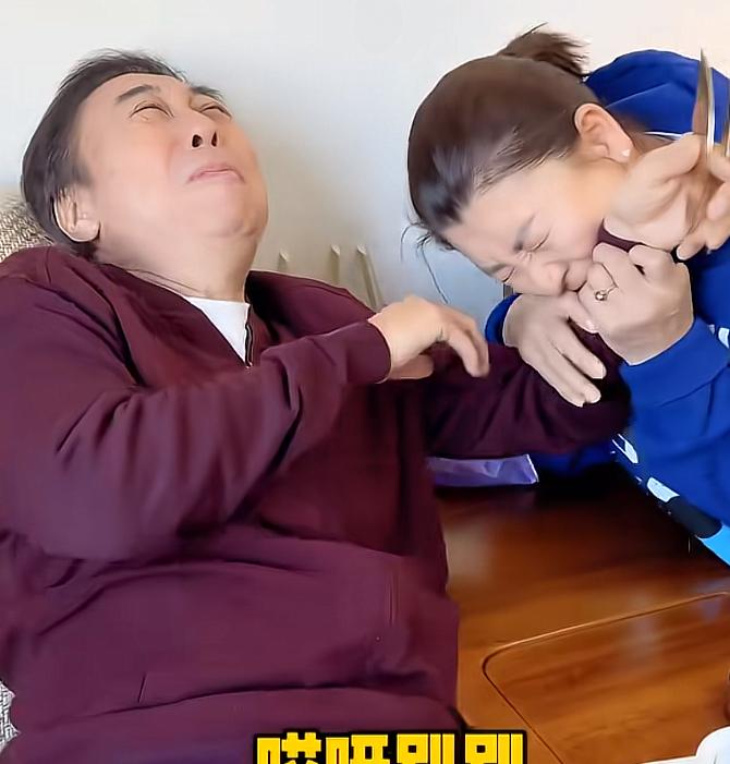 其实，客观的说，他俩的演技真没得说。作为国家一级演员，无论是演戏还是拍段子，两人