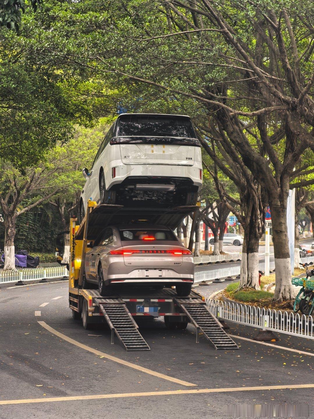 第一次这个角度看梦想家就是得把N6拖回去了，实在没有疯膜哥那个耐力再开回上海了大