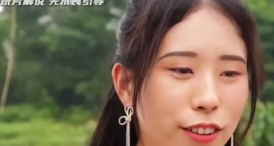 “一般的男人配不上我！”5月9日，浙江金华，有一名42岁的女子在公园相亲，相亲的