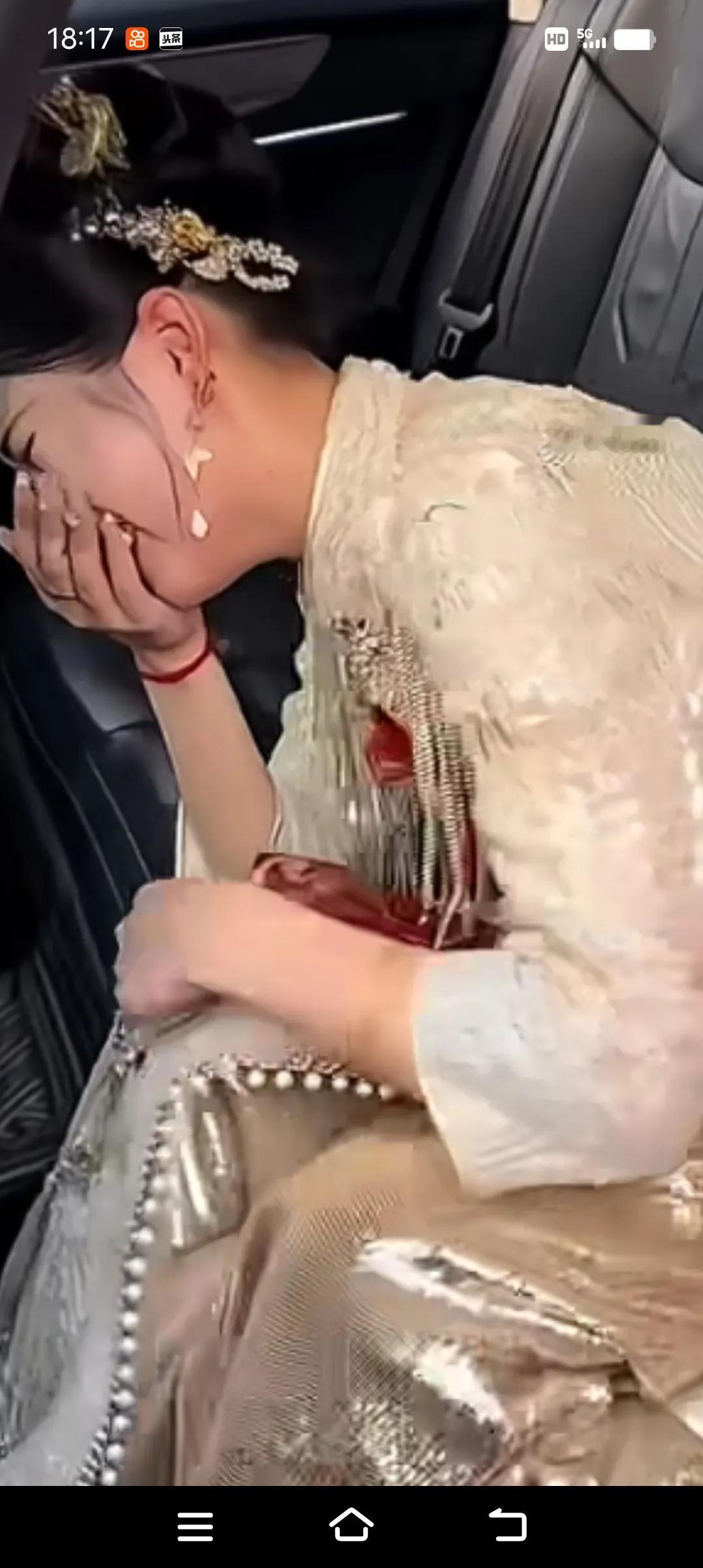 痛心，心痛无法呼吸！女儿结婚走到半路，突然接到家人电话：“你爸意外去世了！”