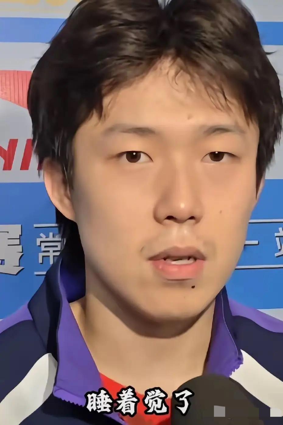 大家有没有发现，王楚钦越来越不对劲了，不是球技断崖下滑，也不是长相变化，而是精气