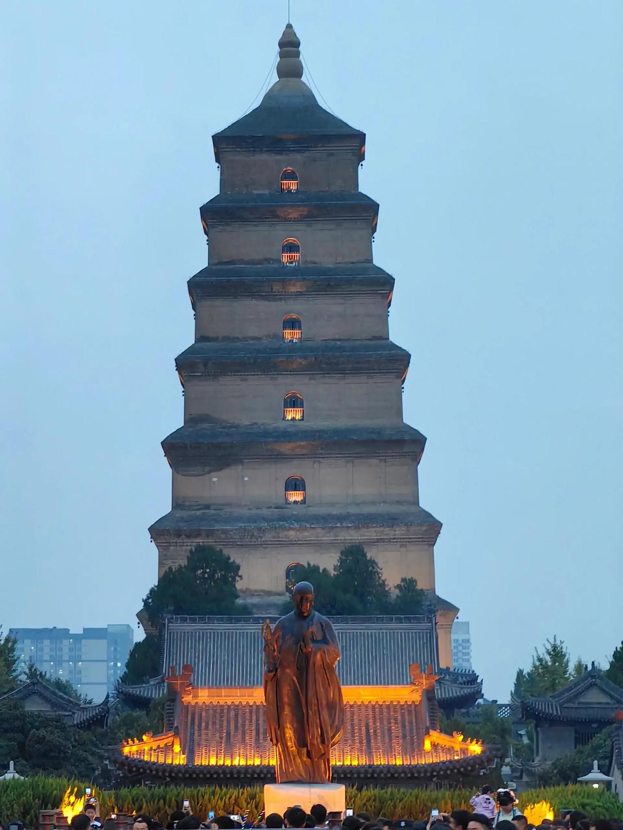 西北第一城遇成长瓶颈，支柱产业大幅缩水，西安转型该如何突围？作为妥妥的西北龙