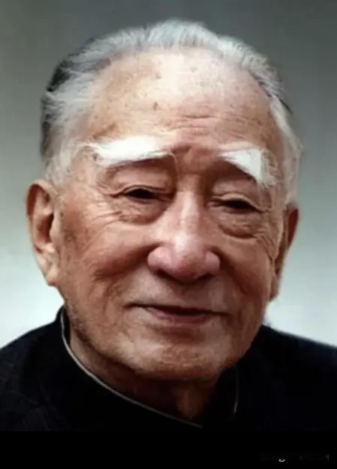 薄一波晚年题字评价伟人，分寸拿捏尽显敬意。对彭德怀，他写下三句肺腑之言：一生征