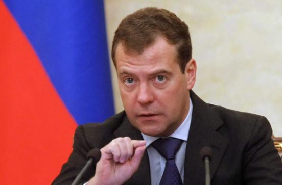 俄罗斯警告中国会被围攻？错了！真相是：他们不是怕中国打仗，是怕中国发展不受控。俄