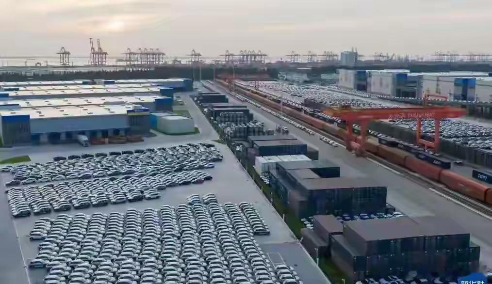 查考勤查社保？欧盟这招，多少中国工厂要关门？欧盟这记重拳，结结实实砸在了中国制造