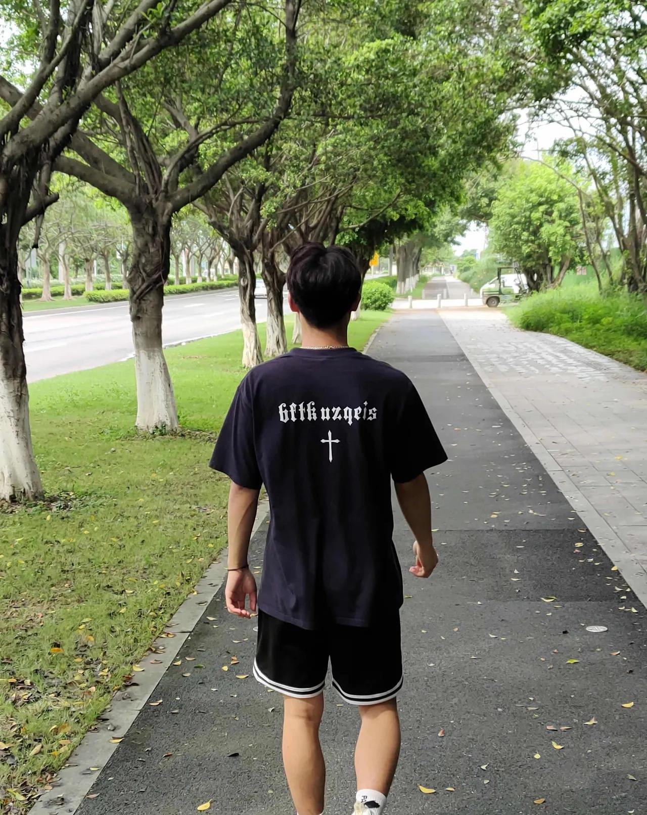 奇葩吗？女友觉得未来婆婆喊男友“儿子”很恶心。男友带女友回家，未来婆婆吩咐男友