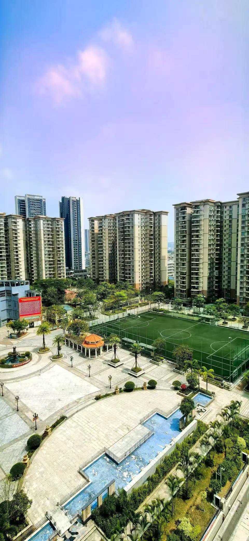 最近总是刷到深圳小产权单间13.8万，一室一厅19万，两室一厅24万，不知道是不