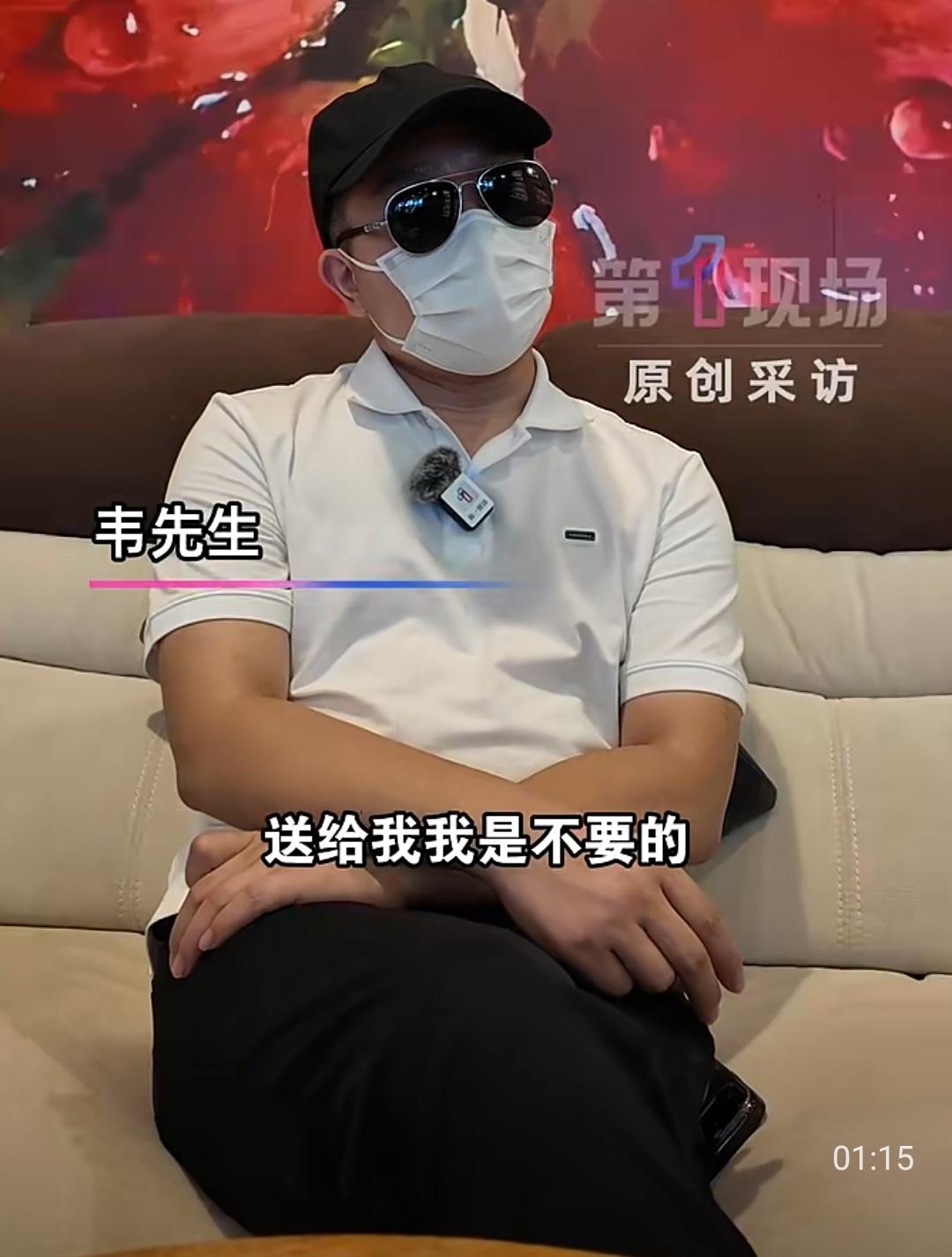 陕西汉中，一名男子与妻子相恋结婚八年，夫妻二人常年在外务工，家中三个女儿全由奶奶