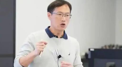 4月16日，为美国卖命21年的华裔科学家被美国FBI抄家，然后失联，他的妻子向社