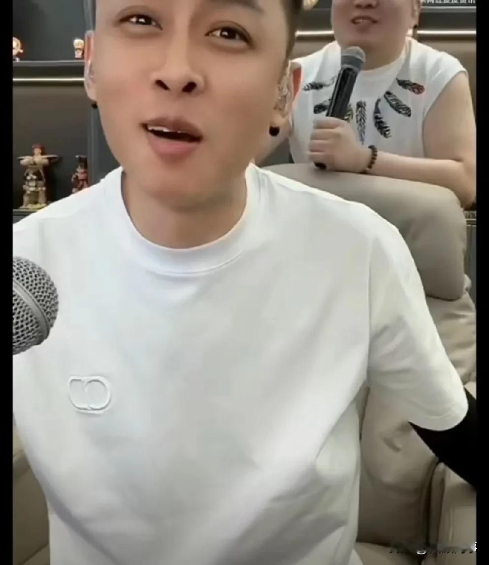 雷少断言洋洋洋再无重回巅峰能力！八卦主播雷少分析