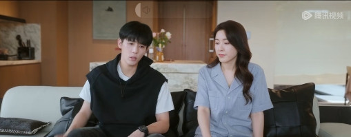 《陷入我们的热恋》中，王安宇饰演的陈路周是最憋屈的富二代。昨天一整天下雨出不