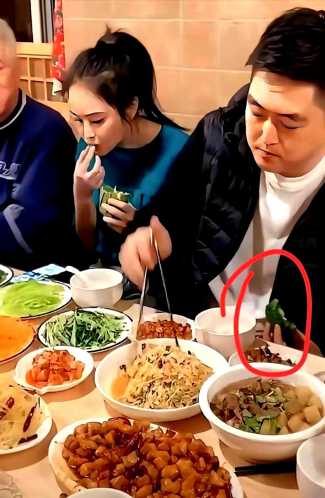 赵本山最后悔的事，就是买了那架2亿的私人飞机。他徒弟亲口说，现在打五折都卖不掉