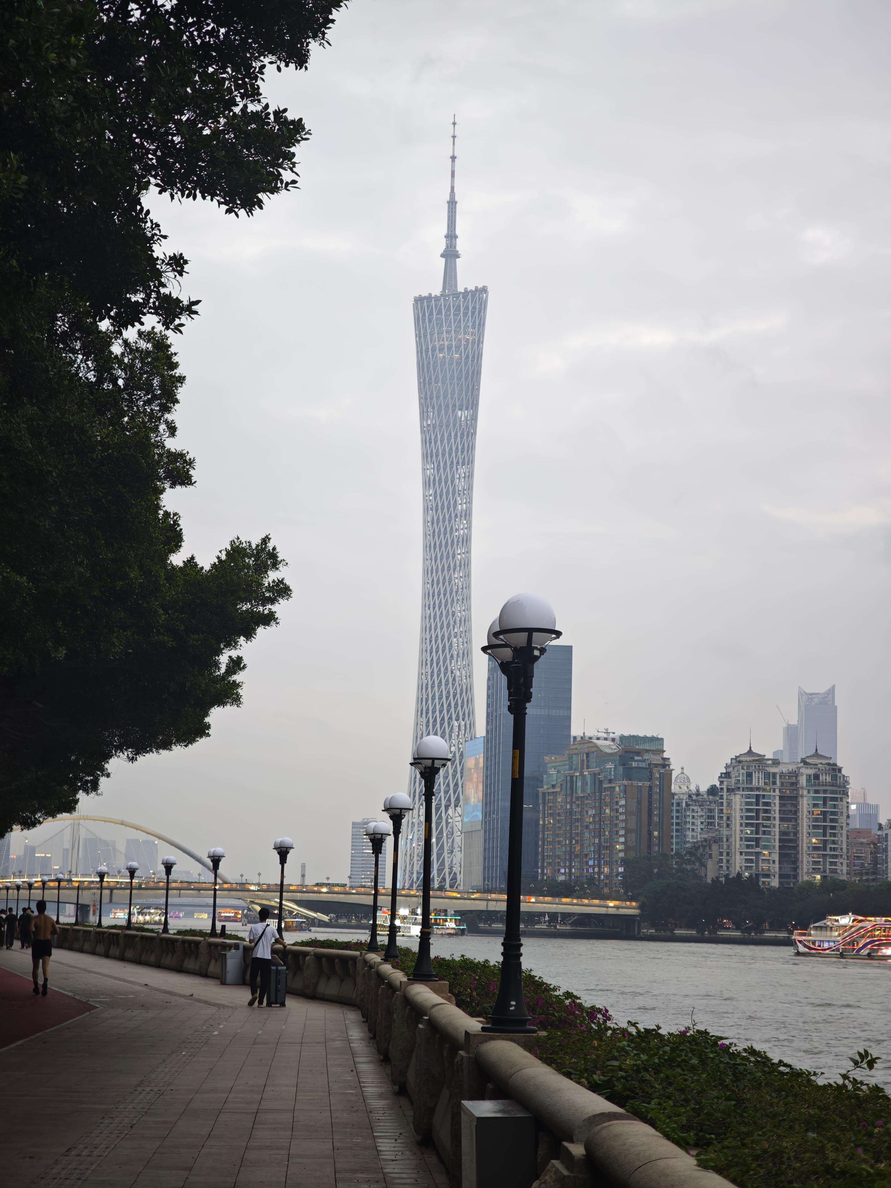 2026年还剩228天，跑步打卡：15/100🚩雨过天晴，跑起来真舒服啊！好