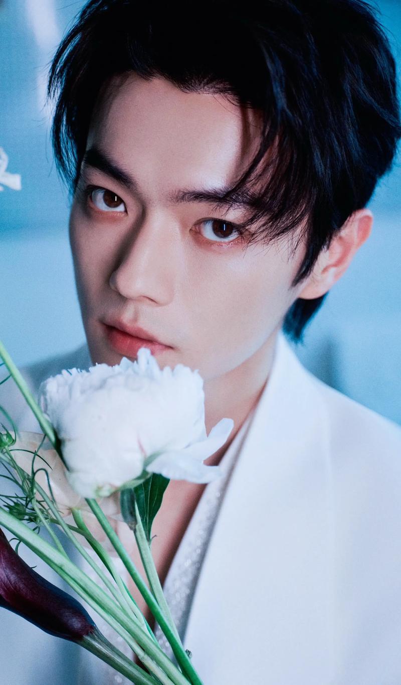 白瞎好资源，这五位今年全是跳楼机！许凯，《子夜归》一副没睡醒样子，呆滞、木讷