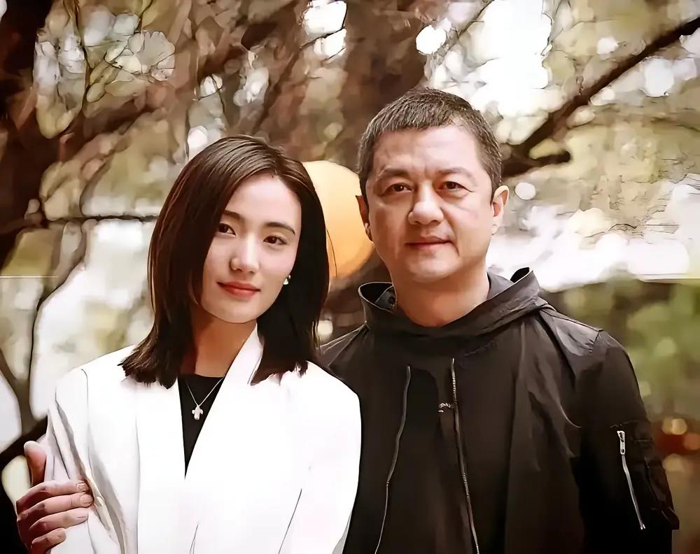 王菲沉默了，李嫣沉默了，连窦靖童都没吭声！谁能想到，李亚鹏会在4.5亿债务没还完