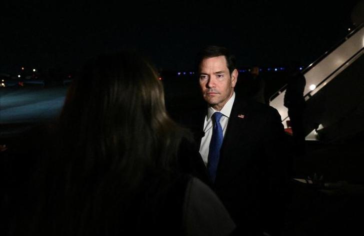 外媒今日报道：“美国国务卿鲁比奥表示，对在菲律宾与中国外交部长王毅会面持开放态度