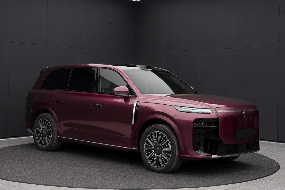 刚才很多人问，岚图“泰山”这个小尺寸版本是什么名称？在（图3）可以看到，申报了“