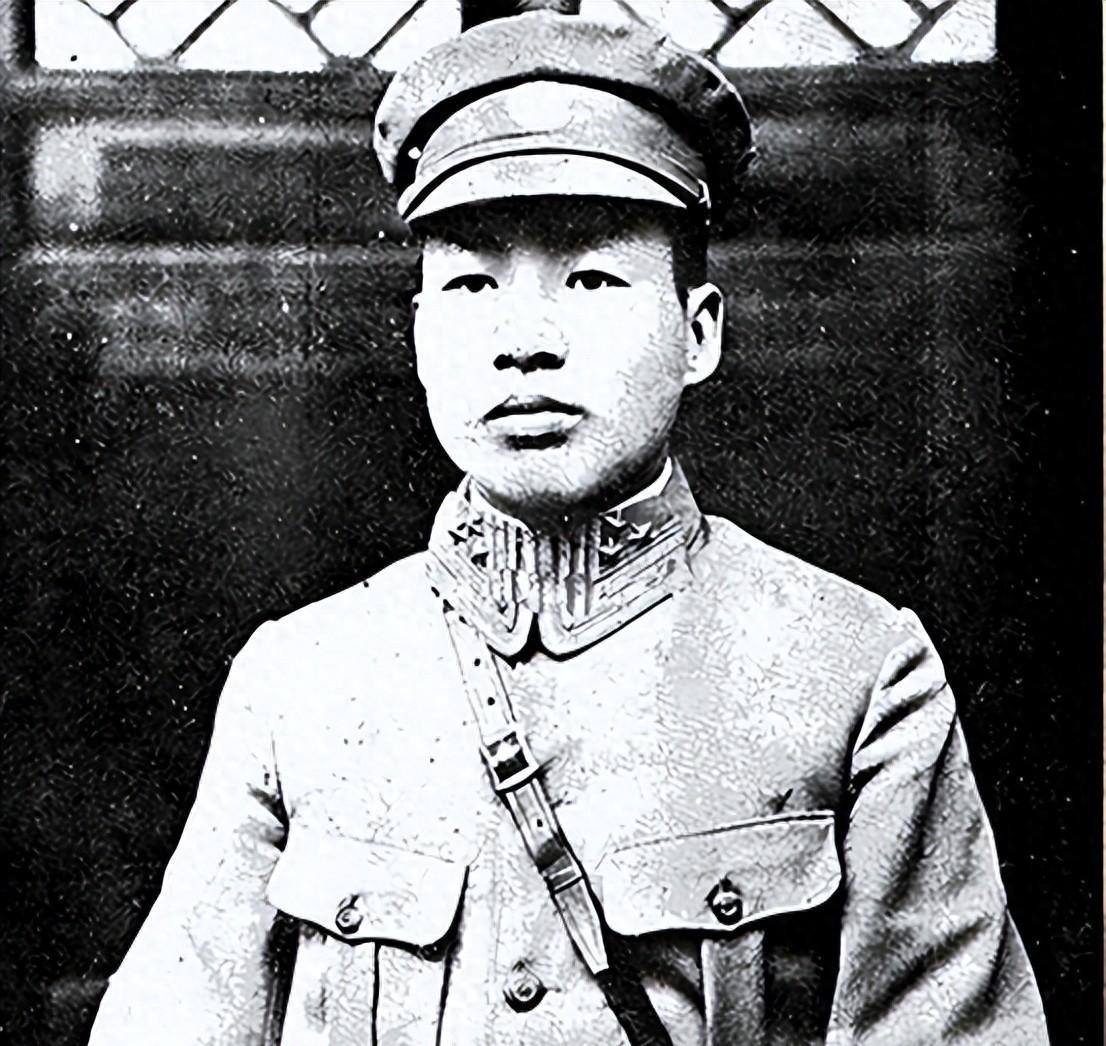 蒋介石头疼至极的军阀，独占一省十四年，还敢没收军统电台，究竟是什么来头？193