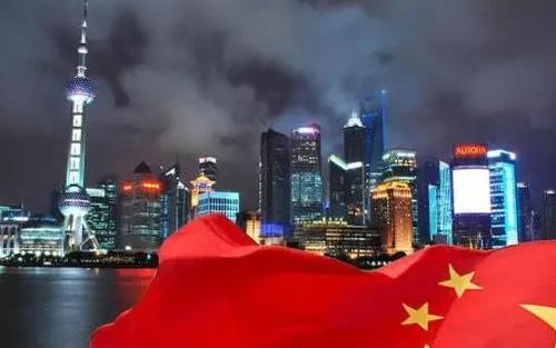 发现一个特别讽刺的规律：只要国内科技取得重大突破，快要触及美国垄断的领域时，最先