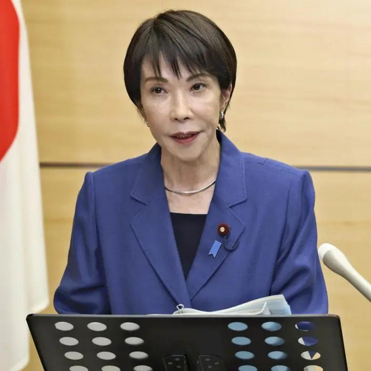 日本媒体最近搞了一项挺火的全国舆论调查：你觉得高市首相到底要不要下大力气改善和中