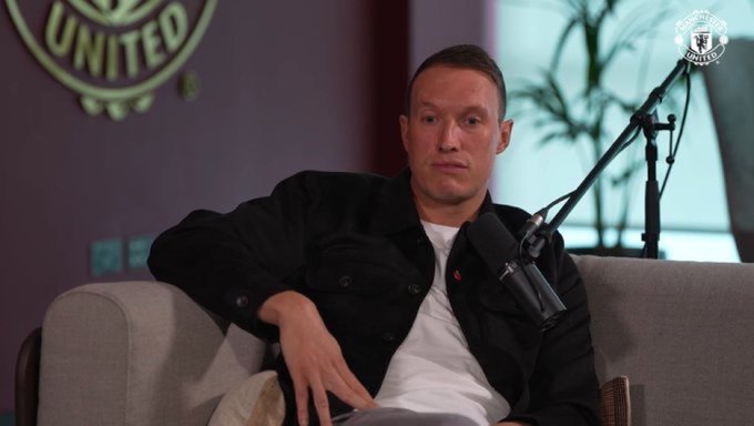 🗣️菲尔·琼斯谈利马的康复：“有时候，这会让人感到非常黑暗，尤其是当你长期被边