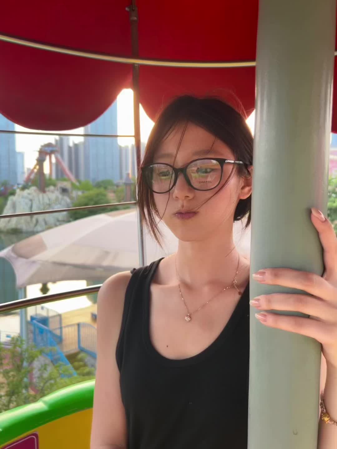 生命中有太多东西你都不愿意抛弃 你说缘分来之不易