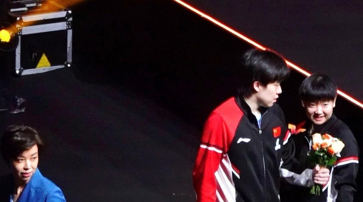 老婆追星冷淡我我就这样叫停（bushi