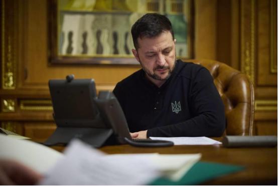 俄乌互炸背后的残酷真相，比是不是有北约大鱼更重要的，是双方的长期实力差距。最