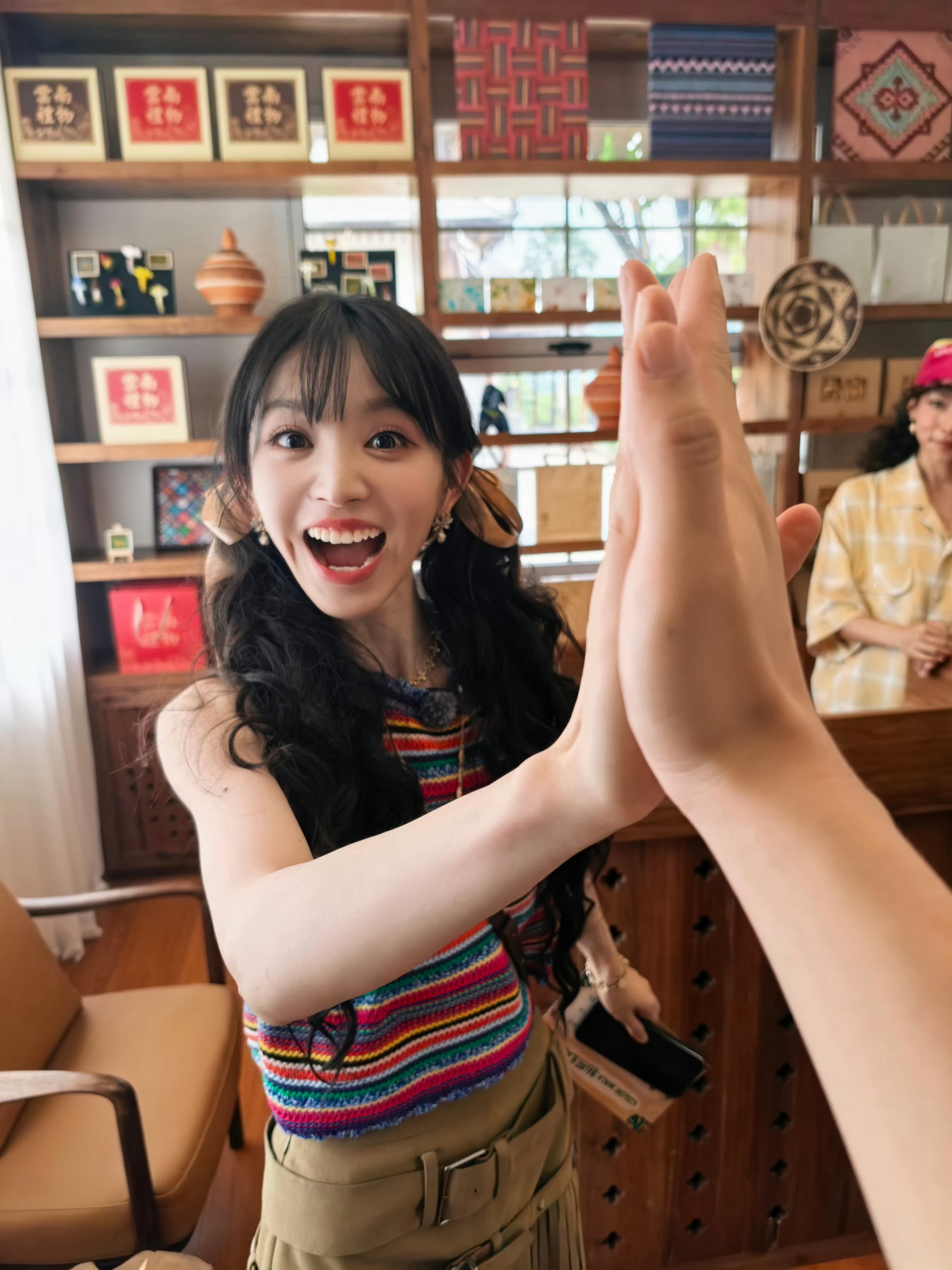 田曦薇甜妹天花板此女笑容感染力无敌啦！甜妹权威毋庸置疑！！！