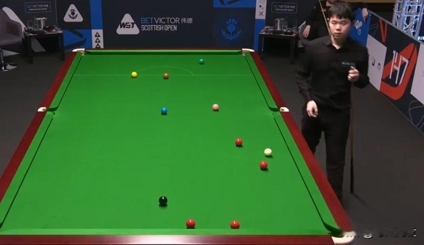 涤荡浮躁！磨砺中自我修行的袁思俊。2025斯诺克苏格兰公开赛，袁思俊刚结束了与