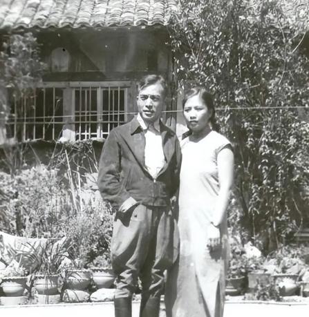 1938年，周恩来派王曼霞打入国民党高层。谁知，她却嫁给蒋介石心腹陈尔晋，身份将