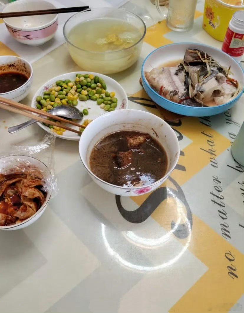 劳累一天回来看到婆婆留的饭！！！​​​