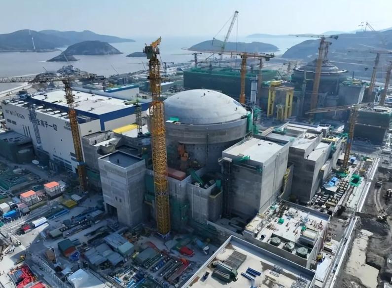 你以为中国建核电站只是为了发电？那你就大错特错了，说白了，那是因为我们早已“盯”