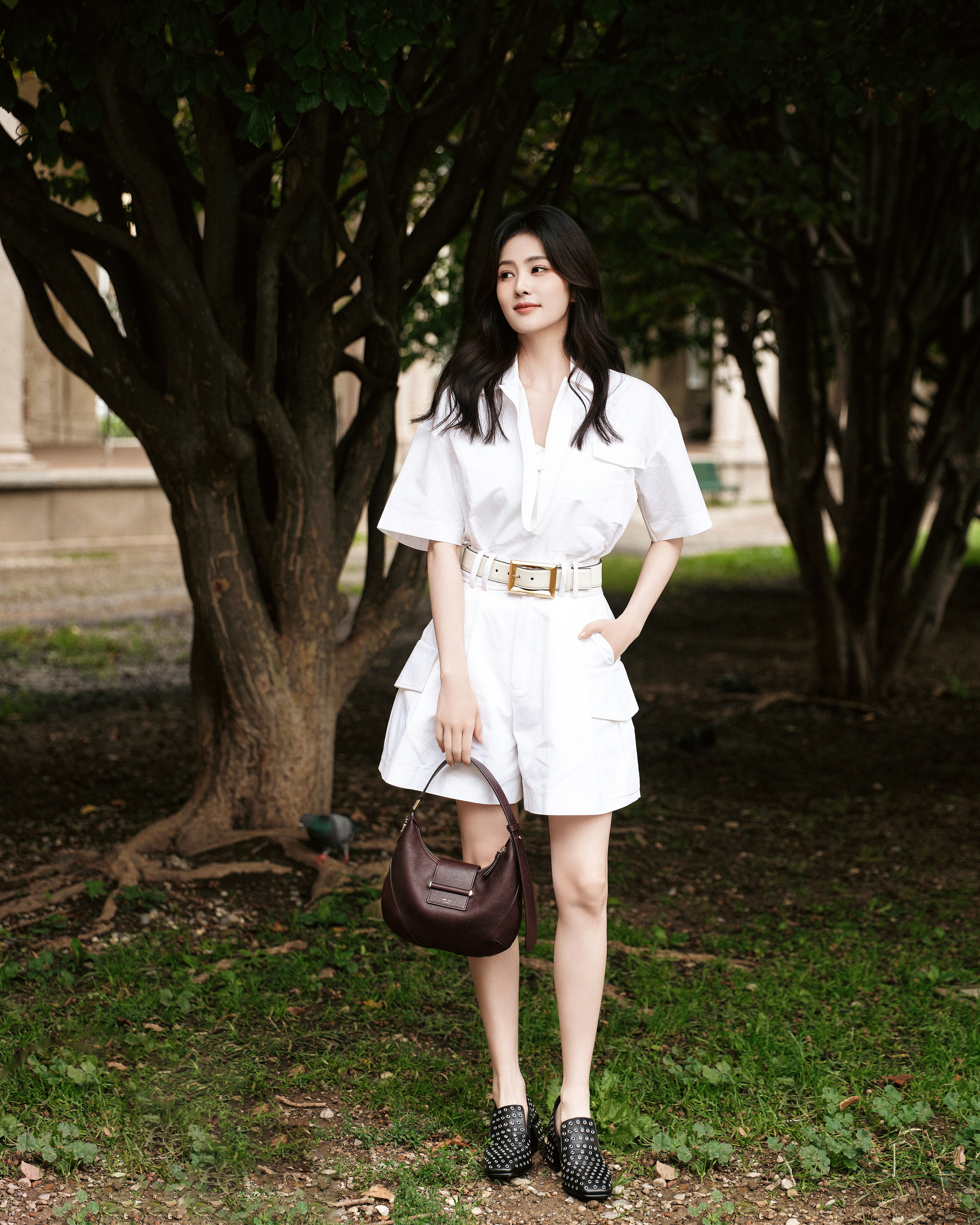 白鹿综艺战损在复制粘贴的时代，你是手写的诗