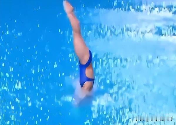 张家齐icon是一点也不惧怕戳中全红婵icon的伤心处的，在跳台上捏着全红婵肚子