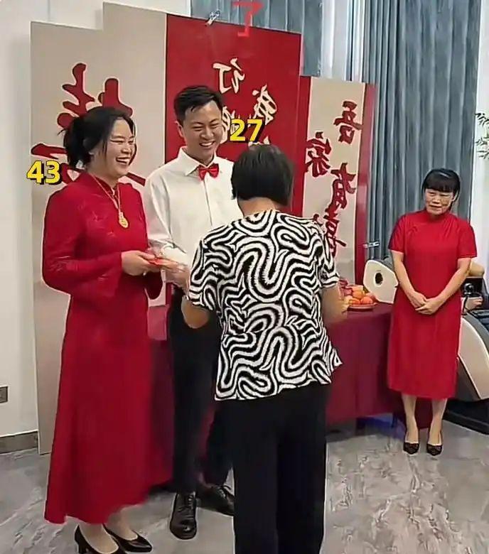 浙江这场婚礼直接炸锅！安徽小伙娶了大自己16岁的杭州女老板。婚礼视频传上网，有人