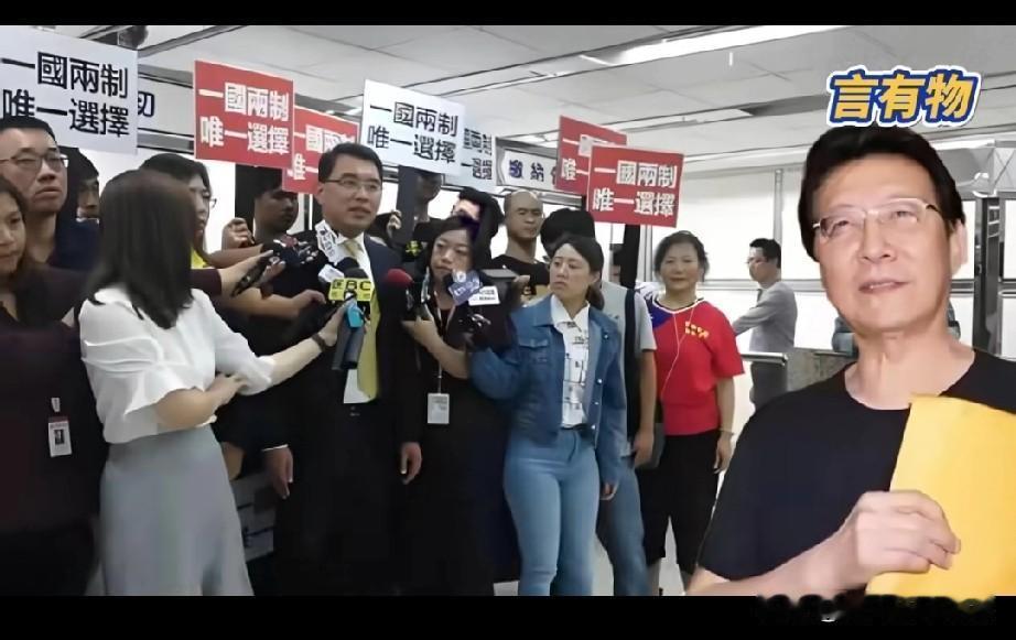 国民党那八场政见会，最后砍到只剩三场，听说还是不少人硬争来的结果。别管找啥借
