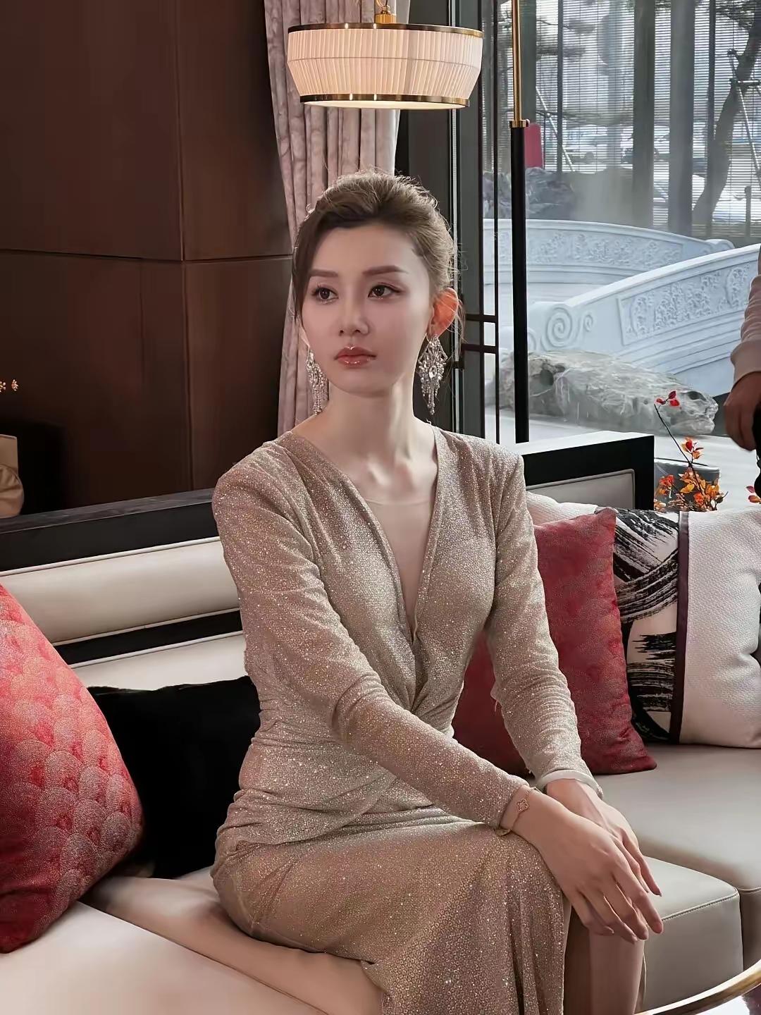 车模界最美的张芮儿