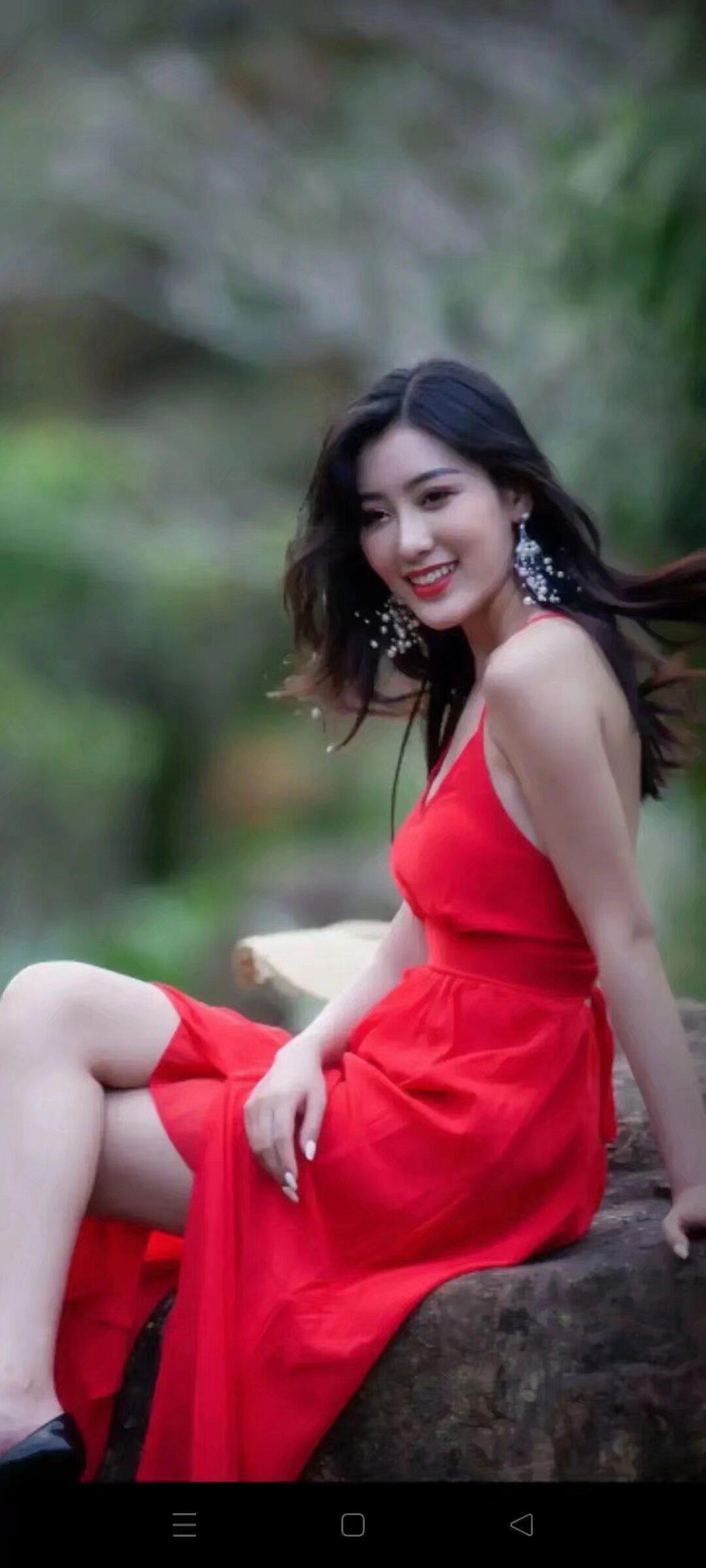 你们信命吗？有的人尖酸刻薄，但她能幸福一生；有的人，天生善良，可人间疾苦，没