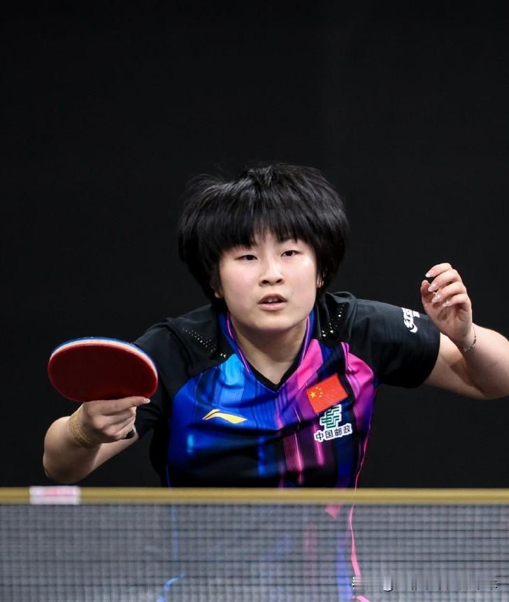 女双搭档变女单对手了！覃予萱、纵歌曼这对国乒女队的新生代不仅年龄相同，实力也不