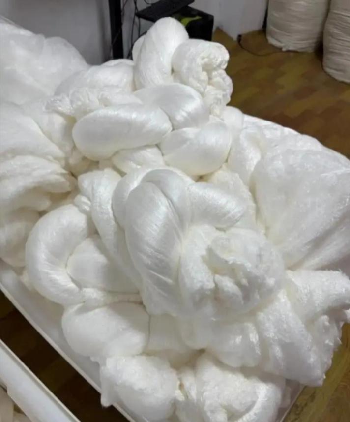 人类历史上最暴利的垄断是什么？你绝对想不到，人类最狠的垄断，不是石油，也不是芯片
