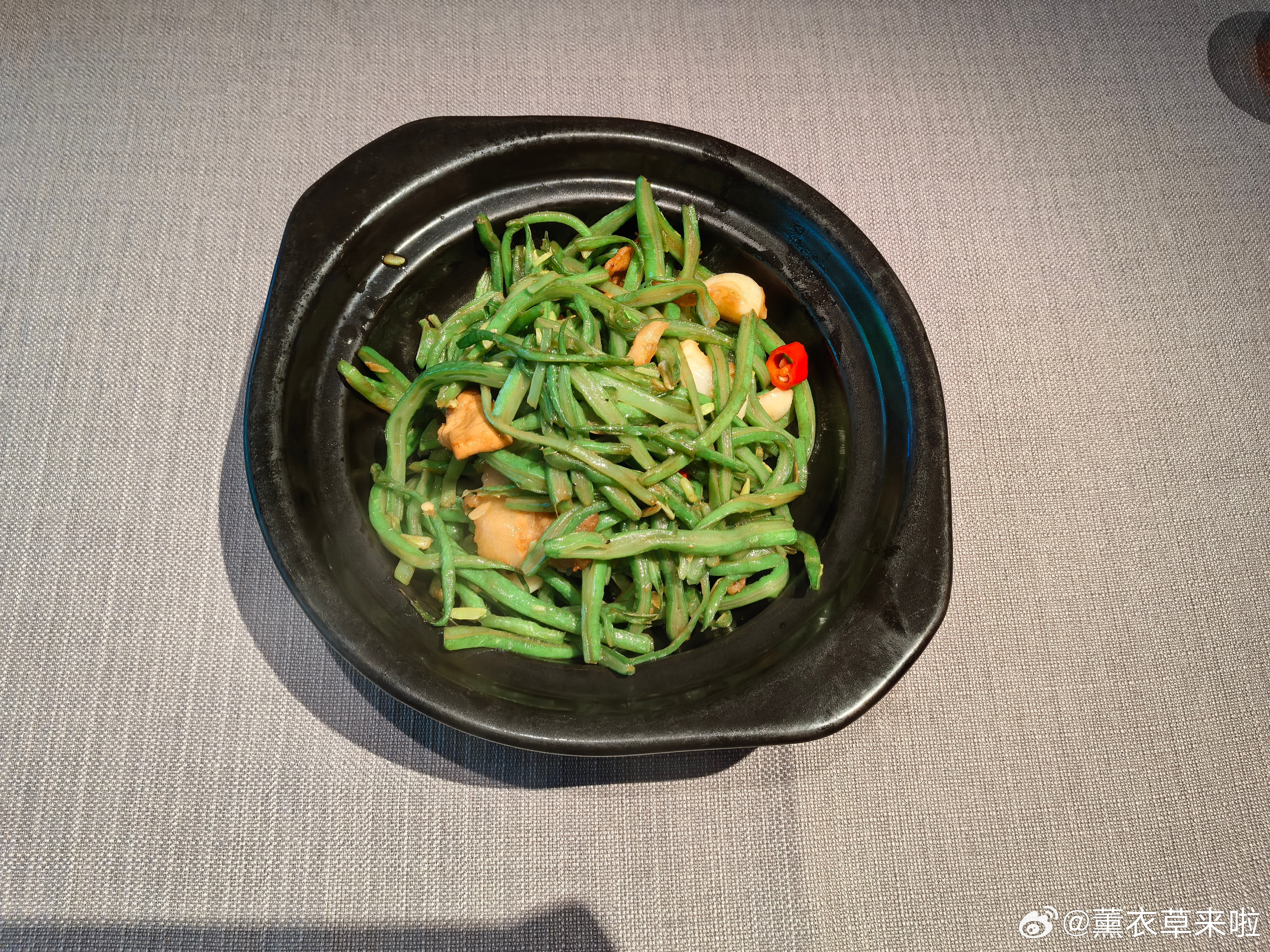 今日午餐先吃饱才有力气逛🛍️，这是第二次来这家广东菜，选了几样上次没吃过的，