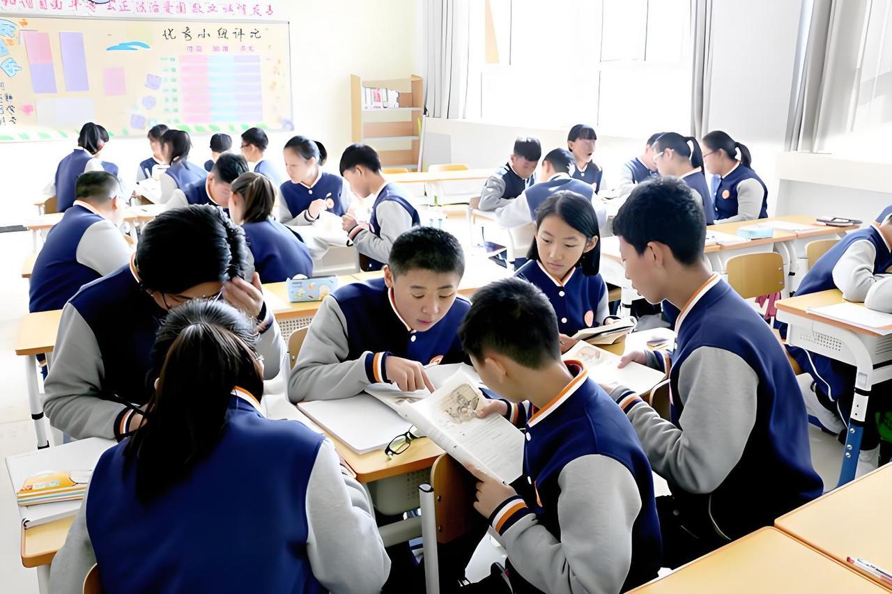 想帮初三孩子提分，家长先改这几个臭毛病🔥很多家长一到初三就慌了神，天天催学习