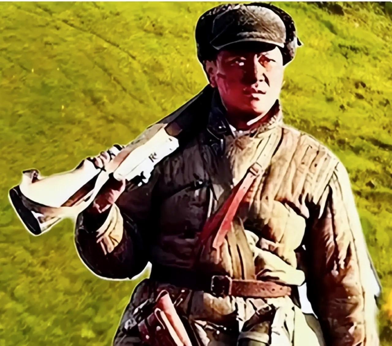 1951年，17岁志愿军战士被俘虏，美军打算押他请赏，可路上，前面美军突然脚滑摔