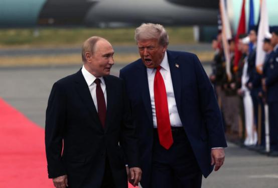 普京的讽刺言论：揭露强权下的国际秩序矛盾