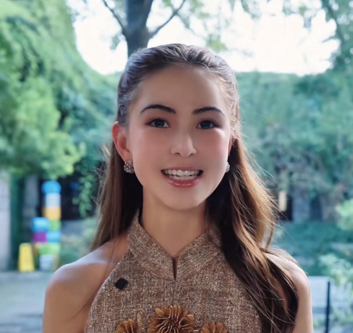 17岁跟周杰伦谈恋爱，21岁办世纪婚礼，很多人至今还觉得昆凌纯粹是命好。但你仔细琢磨琢磨，名利场里年